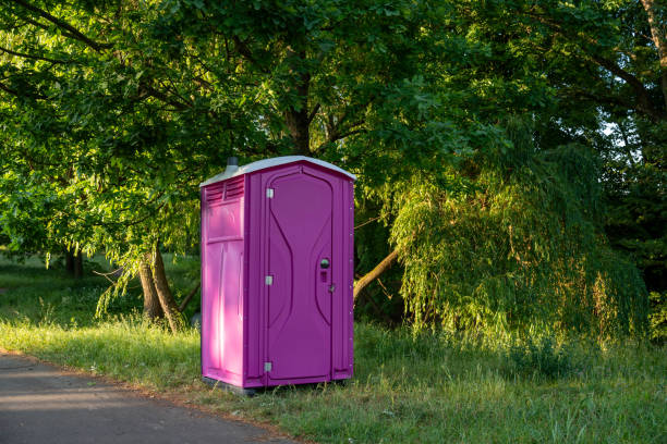 Best Portable restroom trailer rental  in Bloomington, TX